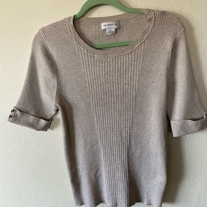 Liz Claiborne tan crew neck sweater Xl